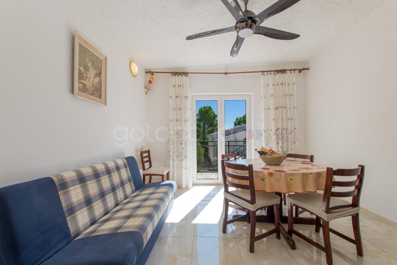 Near The Beach Apartments Jagodia Brela Exterior foto